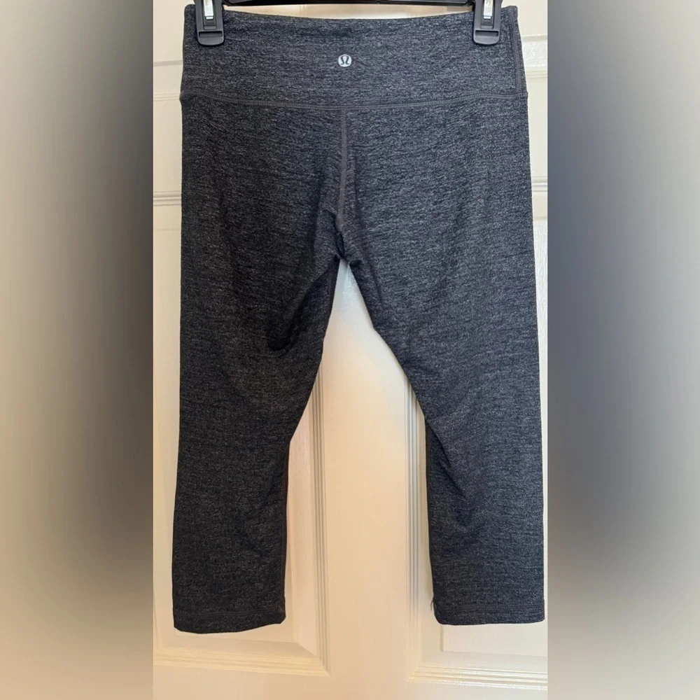 Lululemon Wunder Under Crop 21” Sz 6 Heathered Charcoal Luxtreme Leggings